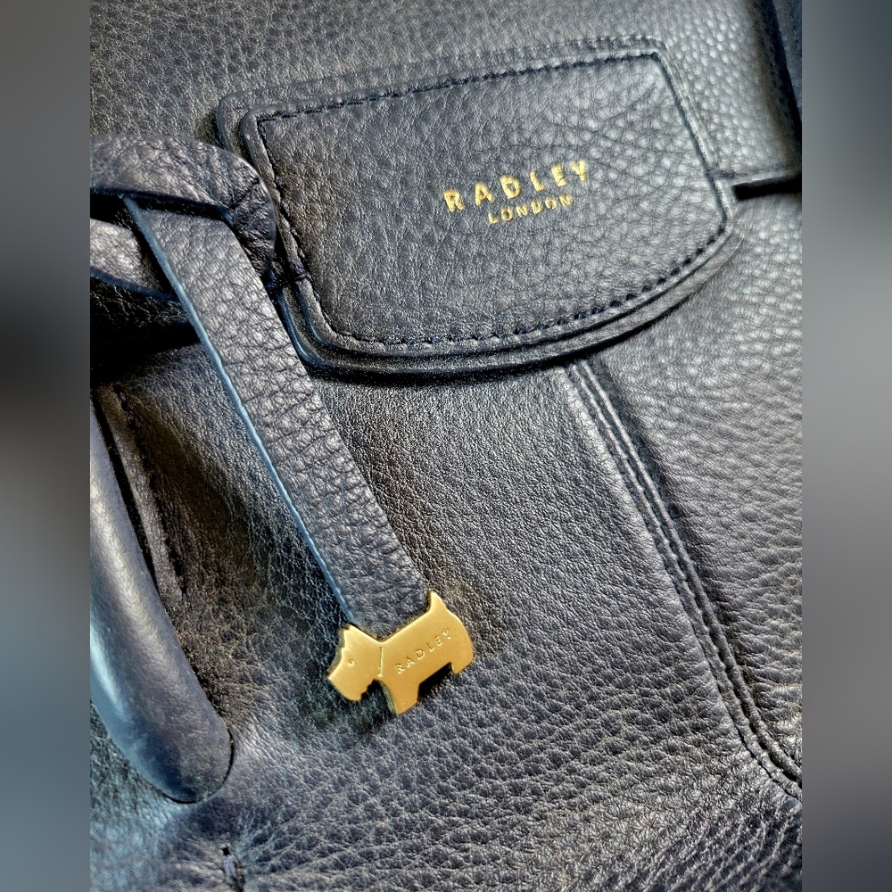 Radley London | NWOT Navy Blue Pebbled Leather Shoulder Bag - Picture 7 of 14